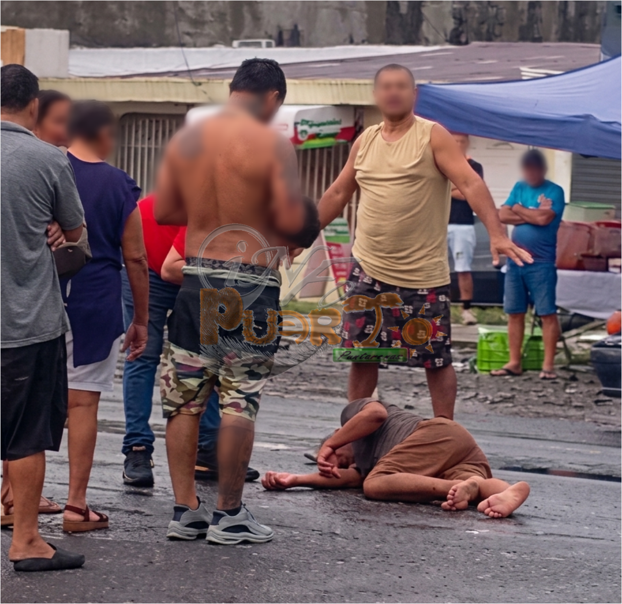 ATROPELLO FRENTE A MEGASUPER DEL ROBLE EN PUNTARENAS